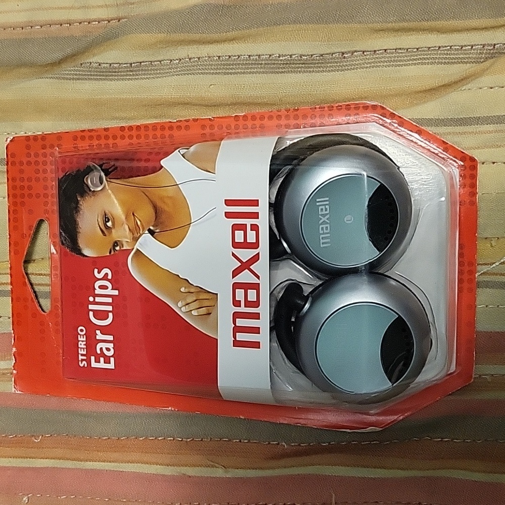 Maxell Stereo Ear Clips